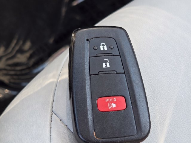 Used 2021 Toyota Prius Limited w/ Premium Convenience Package FWD image 39