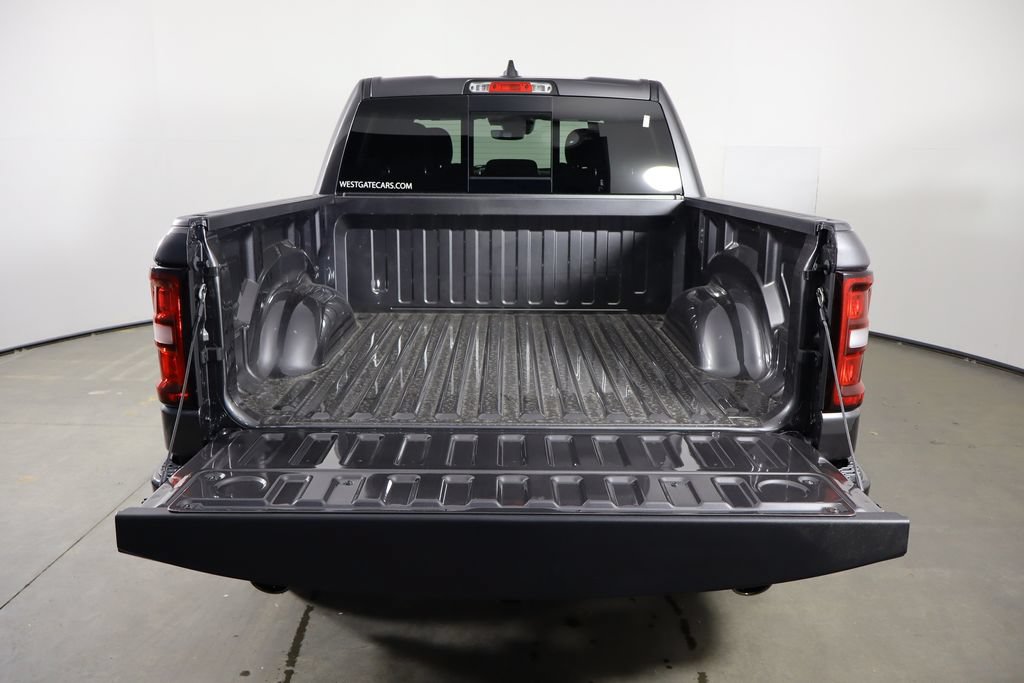 New 2027 RAM 1500 4x4 Crew Cab image 17