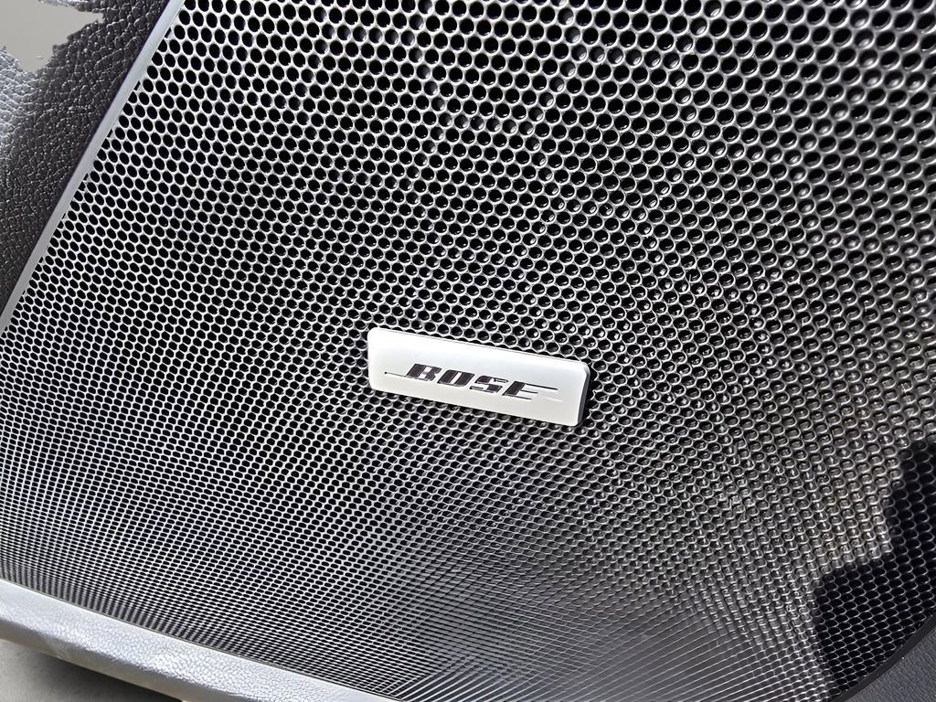 Used 2019 Chevrolet Traverse Premier w/ Driver Confidence II Package image 19