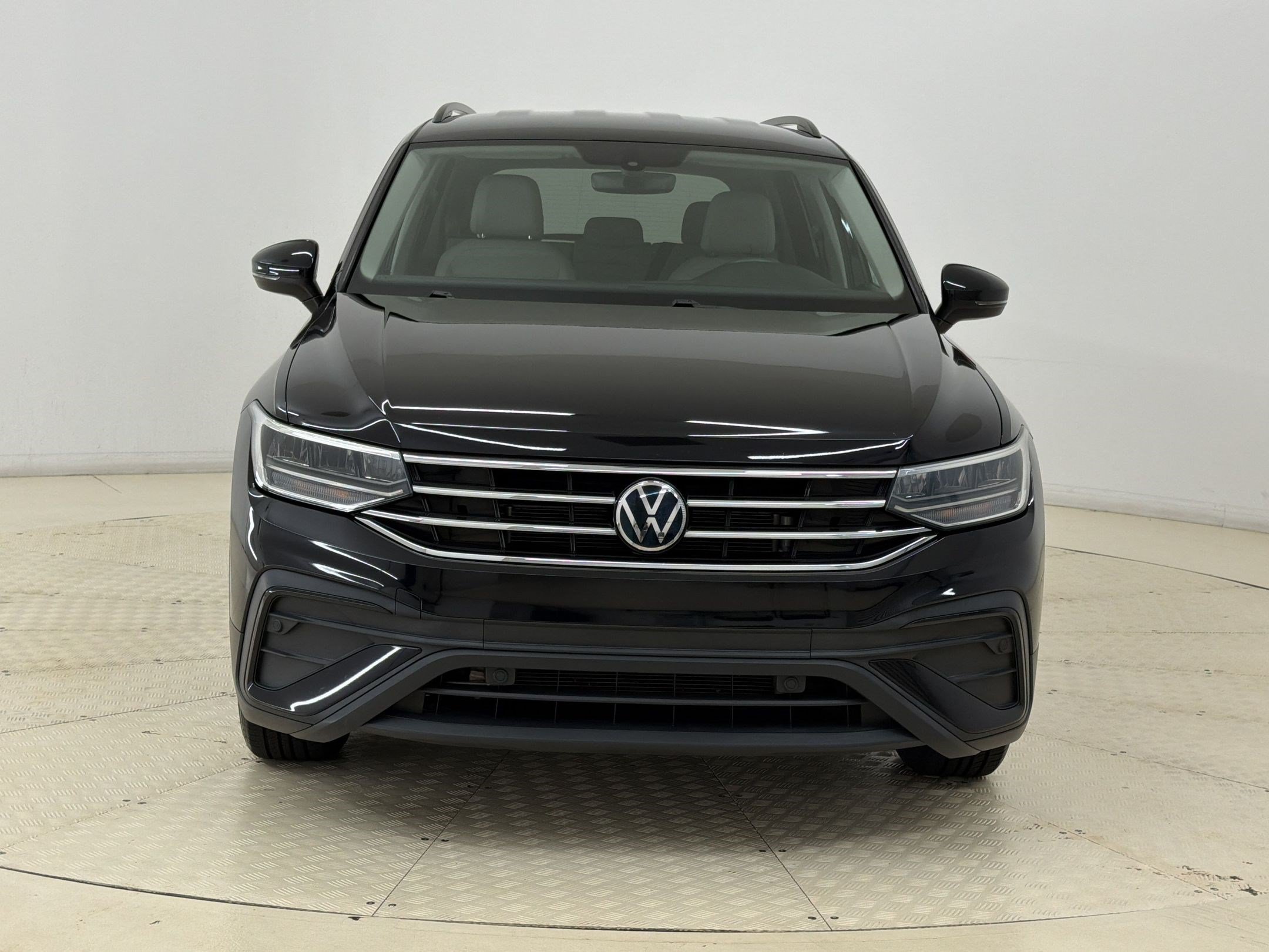 Used 2023 Volkswagen Tiguan S FWD image 6