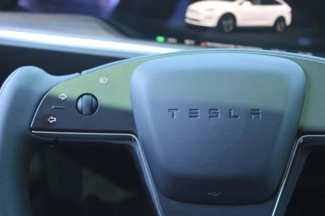 Used 2023 Tesla Model X AWD/4WD image 15