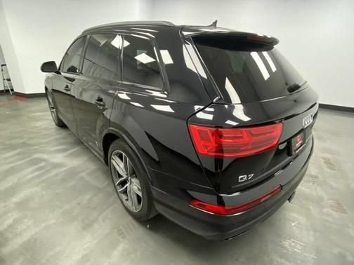 Used 2018 Audi Q7 3.0T Prestige w/ Prestige Package AWD/4WD image 5