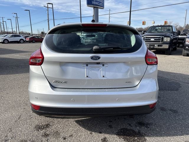 Used 2018 Ford Focus SEL w/ Cold Weather Package FWD image 6