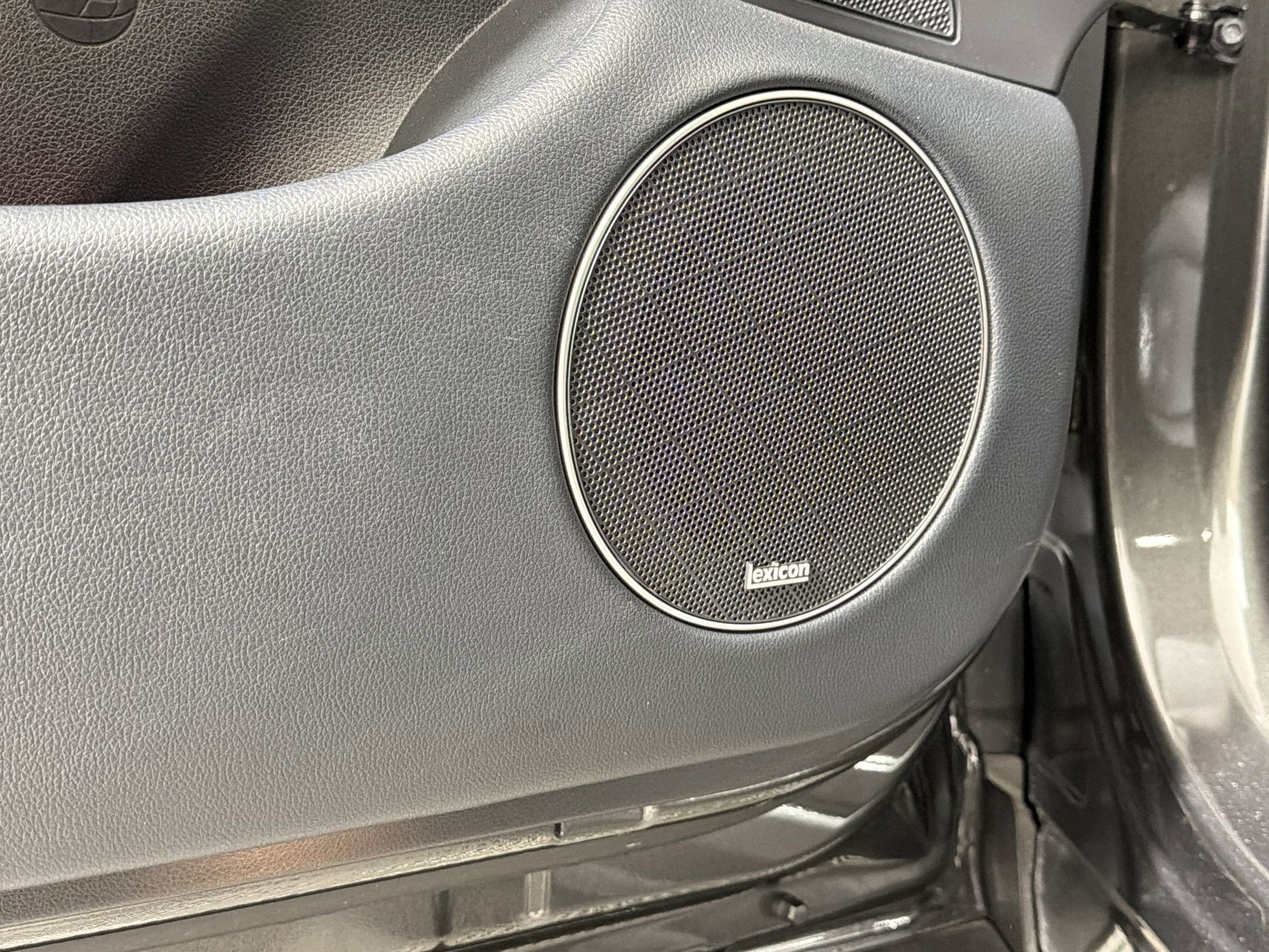 Used 2024 Genesis GV70 3.5T Sport w/ Sport Prestige Package image 21