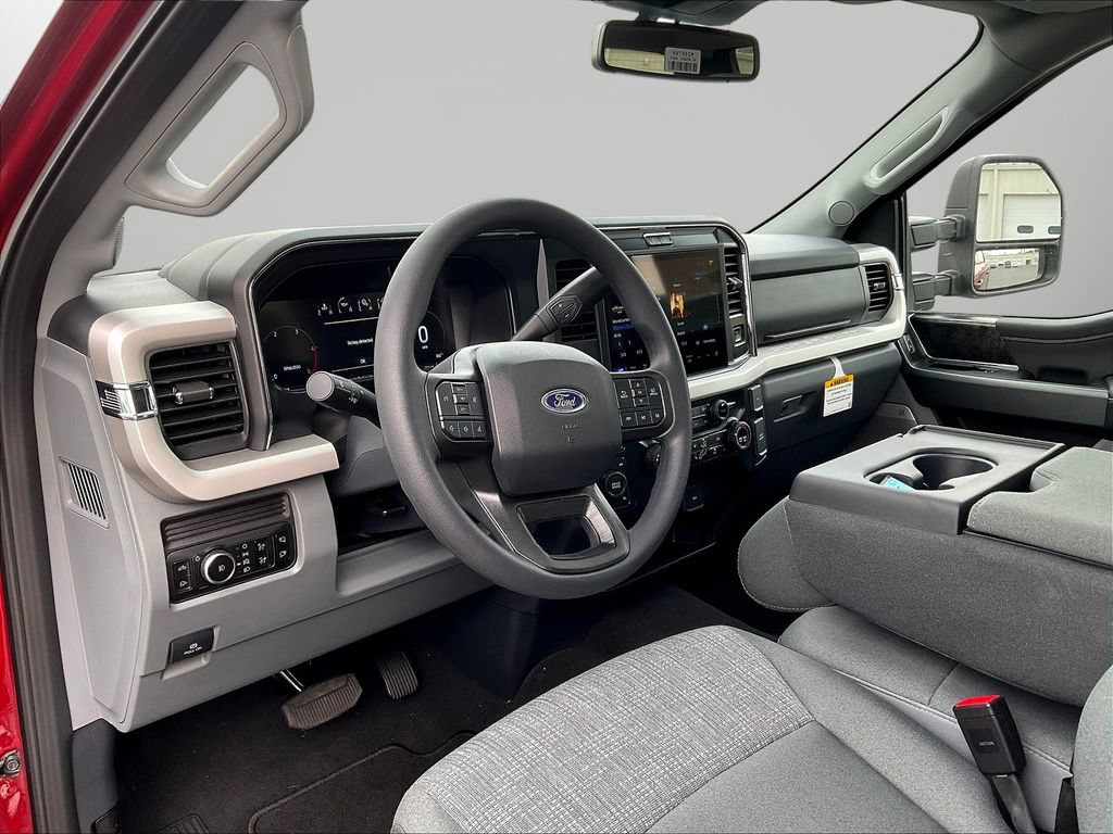 New 2026 Ford F350 XLT w/ XLT Premium Package AWD/4WD image 7