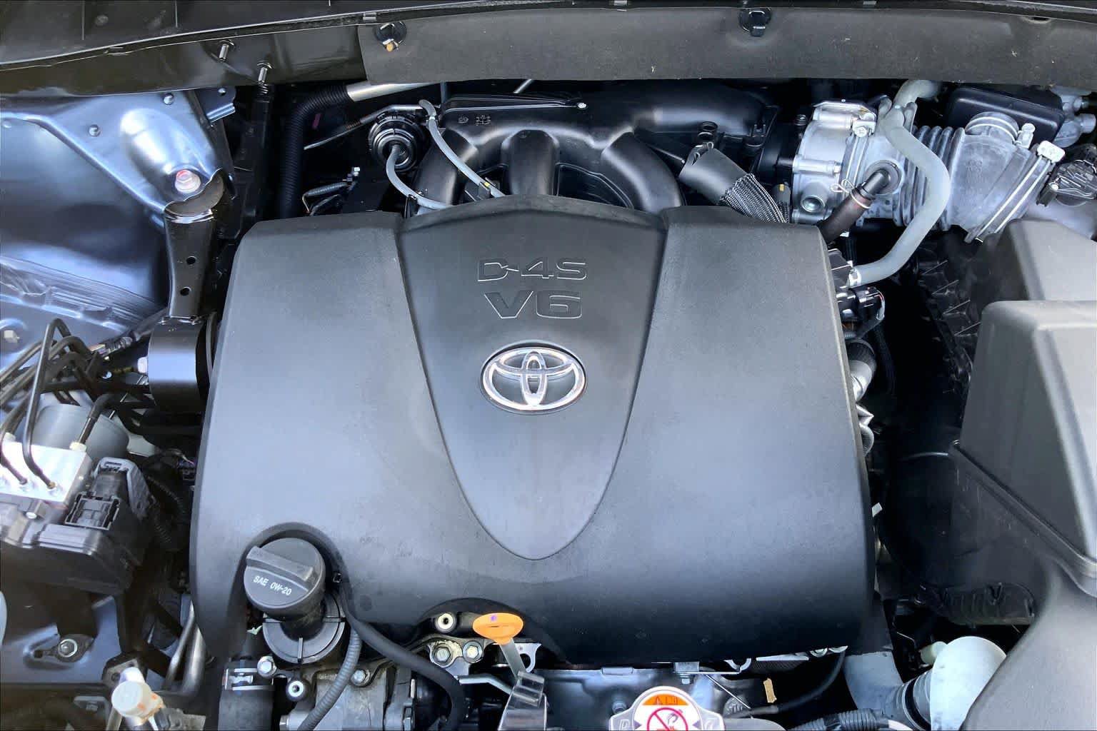 Used 2019 Toyota Highlander XLE AWD/4WD image 31