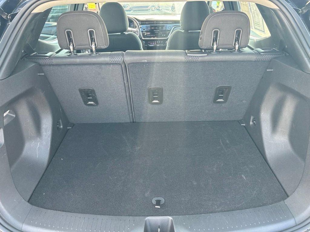 Used 2023 Chevrolet Bolt EUV LT FWD image 26