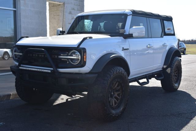 Used 2023 Ford Bronco Outer Banks w/ Sasquatch Package AWD/4WD image 16