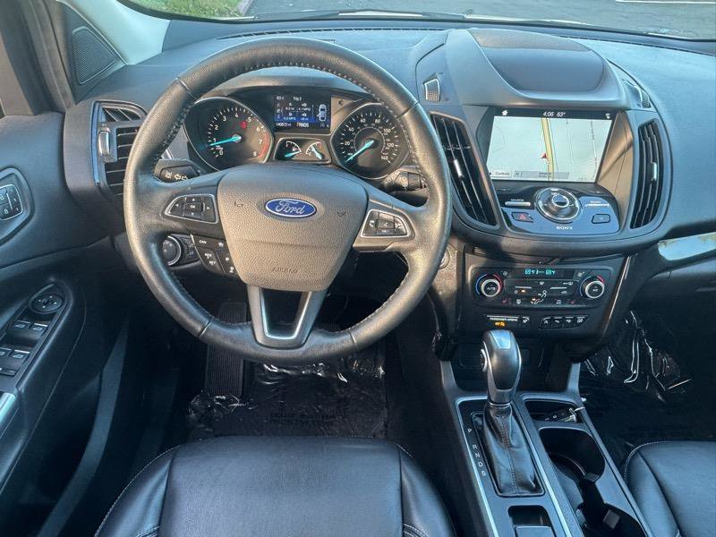Used 2019 Ford Escape Titanium FWD image 10
