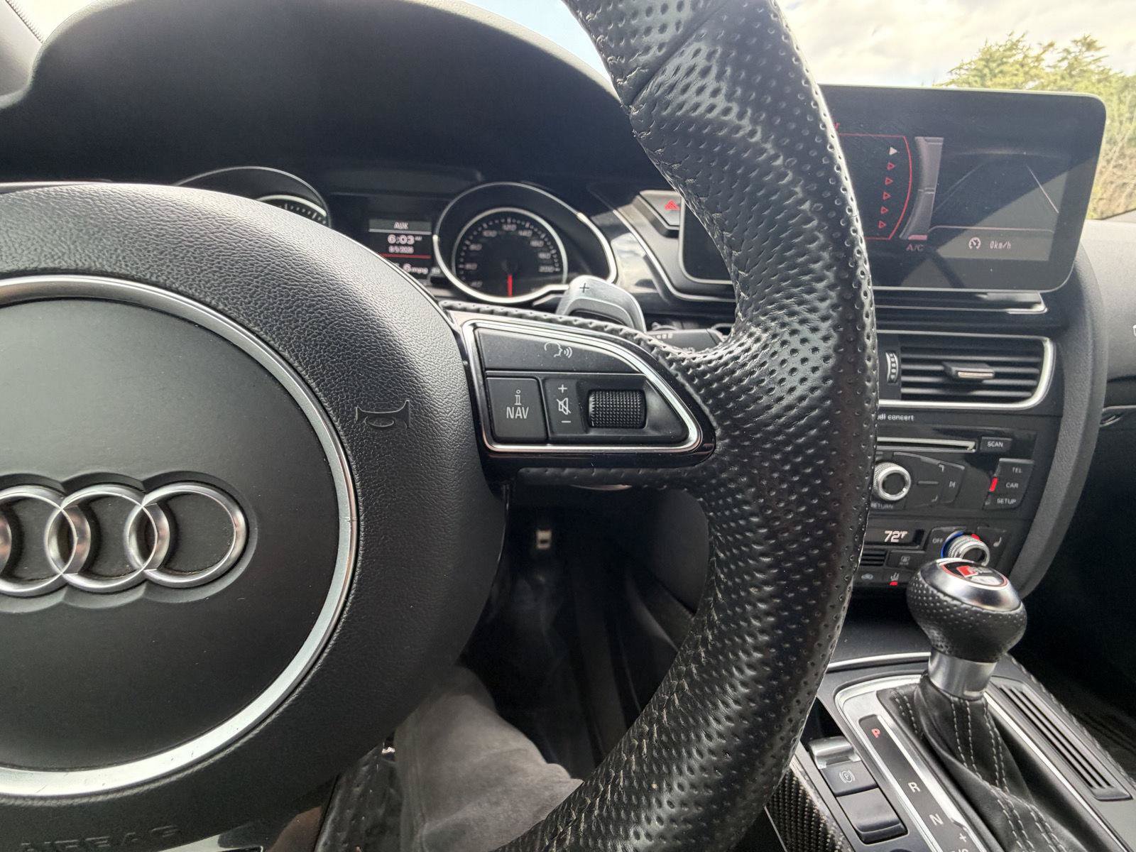 Used 2014 Audi RS 5 Cabriolet w/ Black Optic Package AWD/4WD image 26