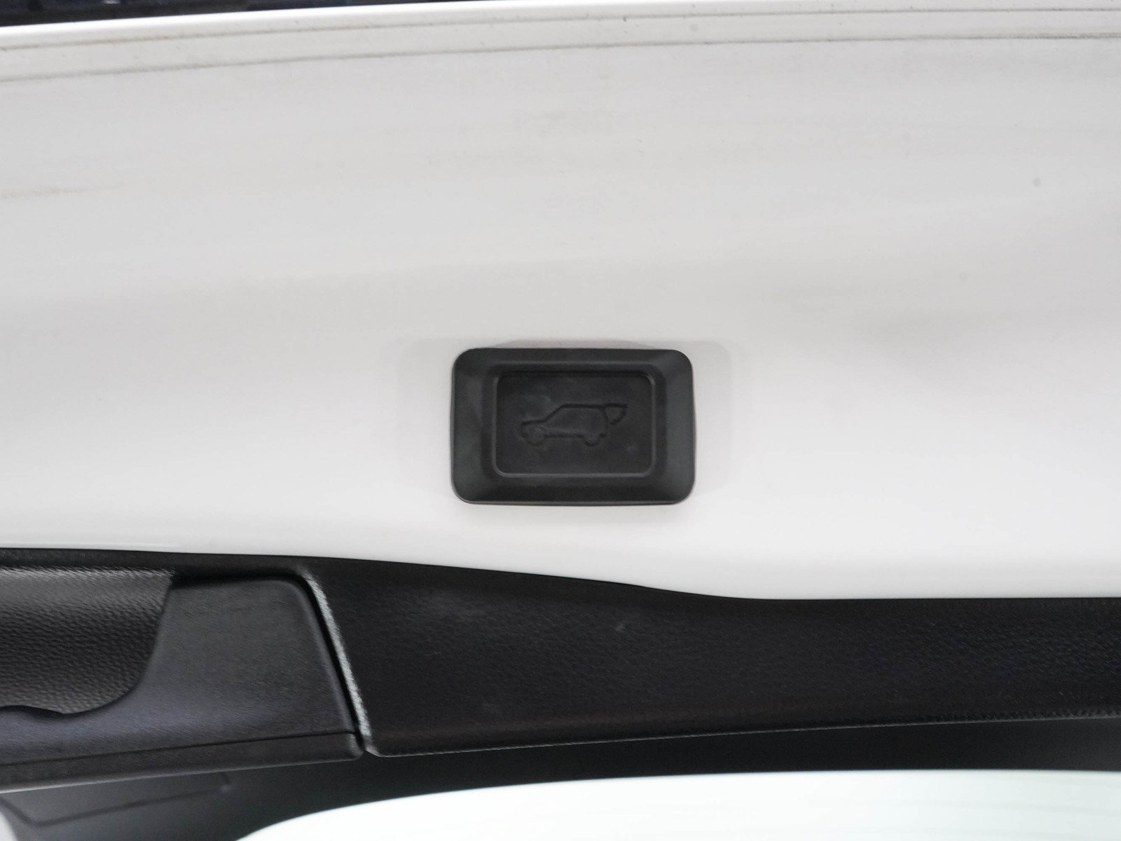 Used 2023 Toyota RAV4 SE AWD/4WD image 18