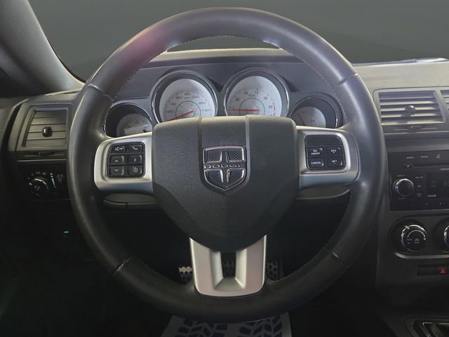 Used 2012 Dodge Challenger R/T image 12