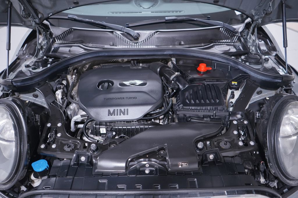Used 2016 MINI Cooper Clubman FWD image 24