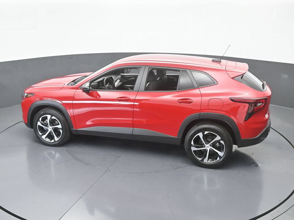 Used 2026 Chevrolet Trax RS FWD image 42