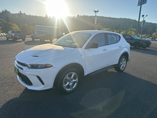 New 2025 Dodge Hornet GT w/ Cold Weather Group image 3