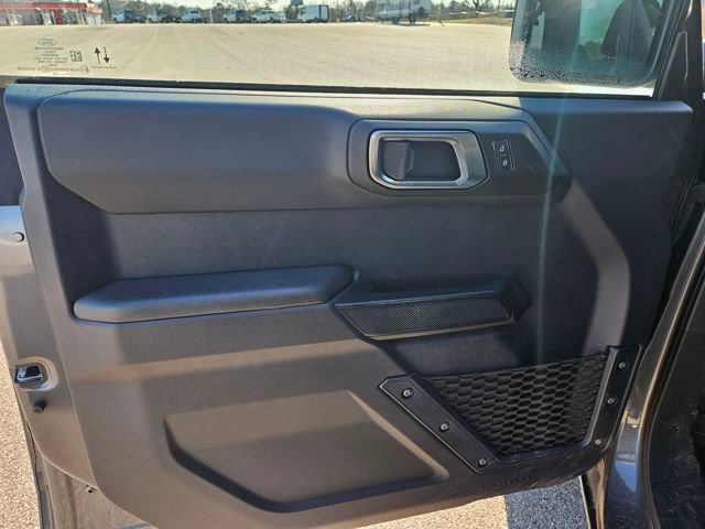 Used 2025 Ford Bronco Big Bend image 10