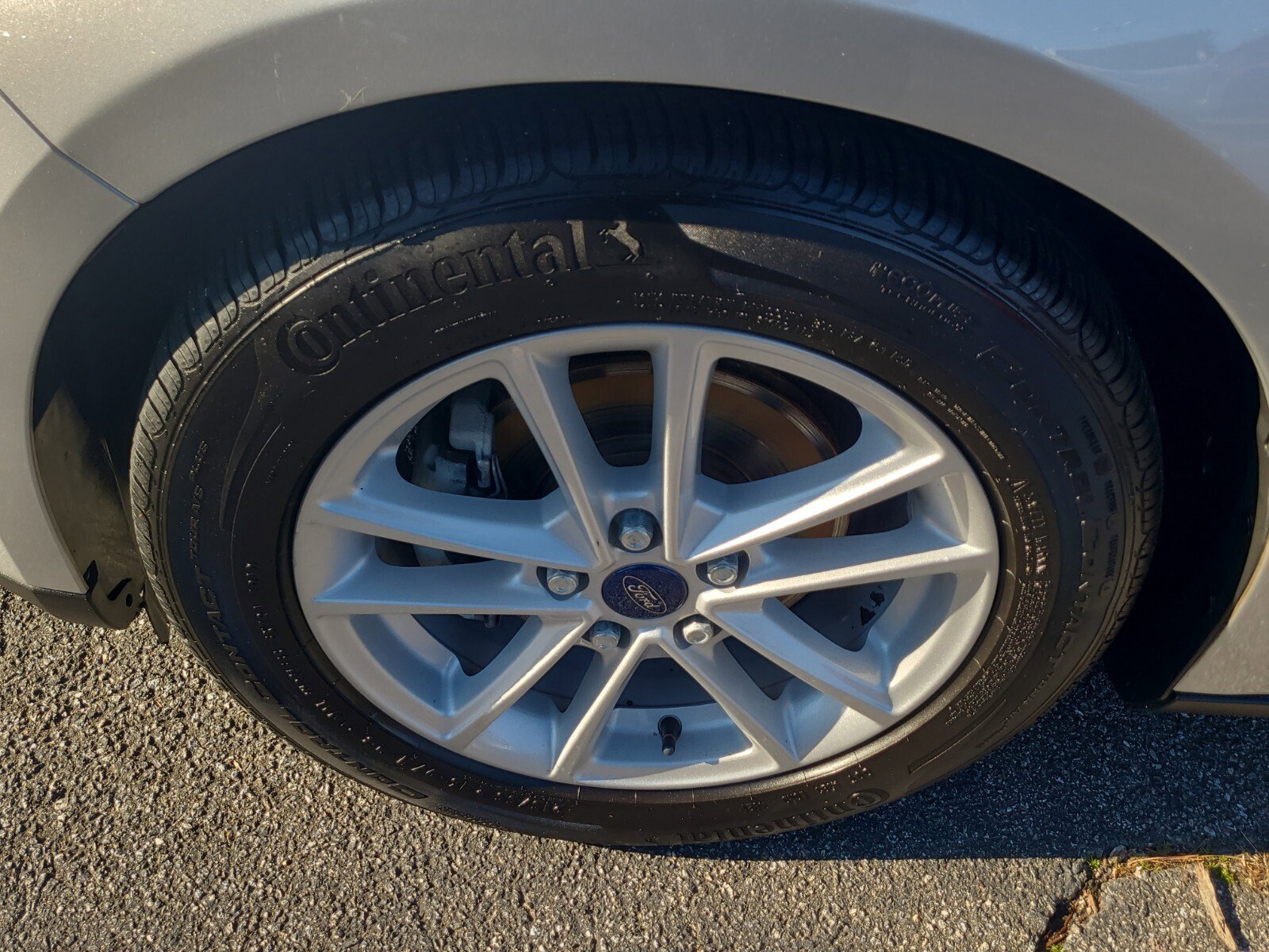 Used 2018 Ford Focus SE image 9