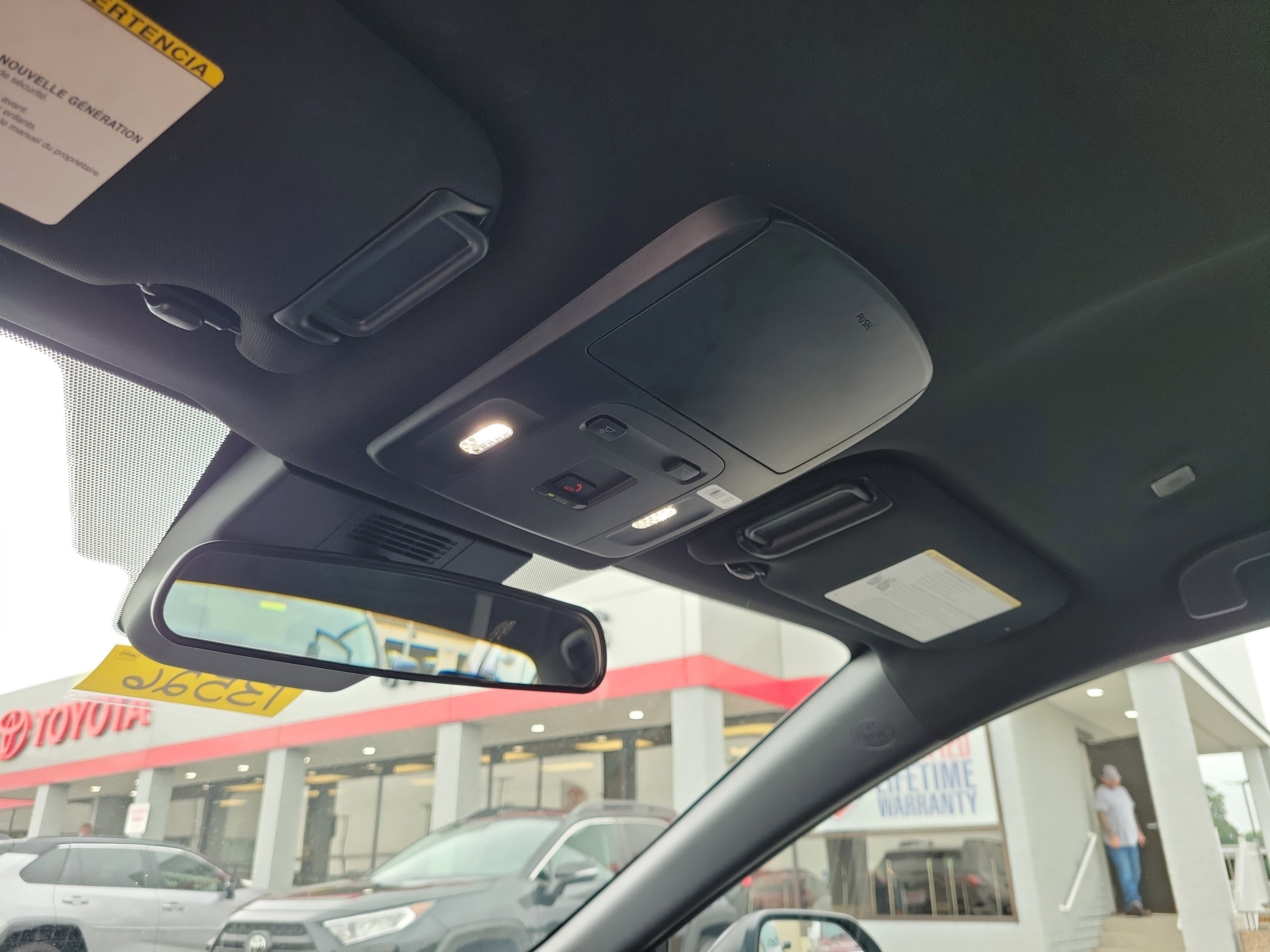 Used 2025 Toyota Camry SE FWD image 30