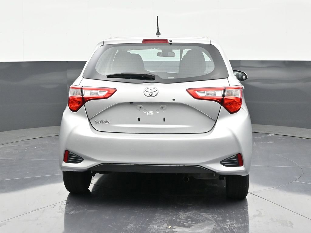 Used 2018 Toyota Yaris L FWD image 4