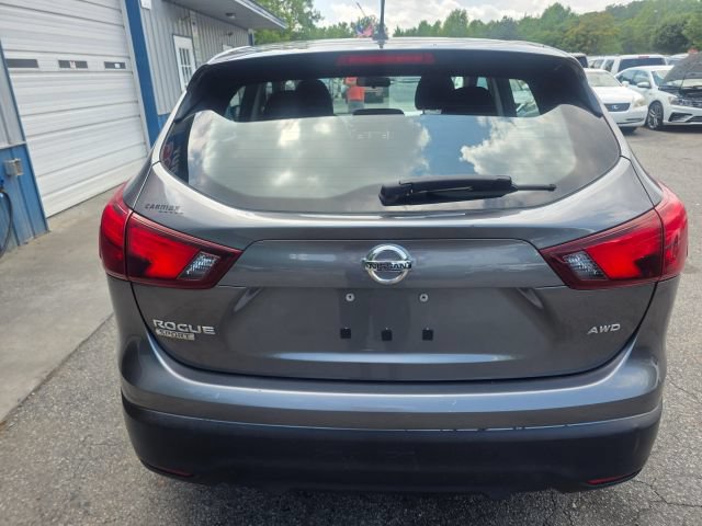 Used 2017 Nissan Rogue Sport S w/ S Appearance Package AWD/4WD image 6