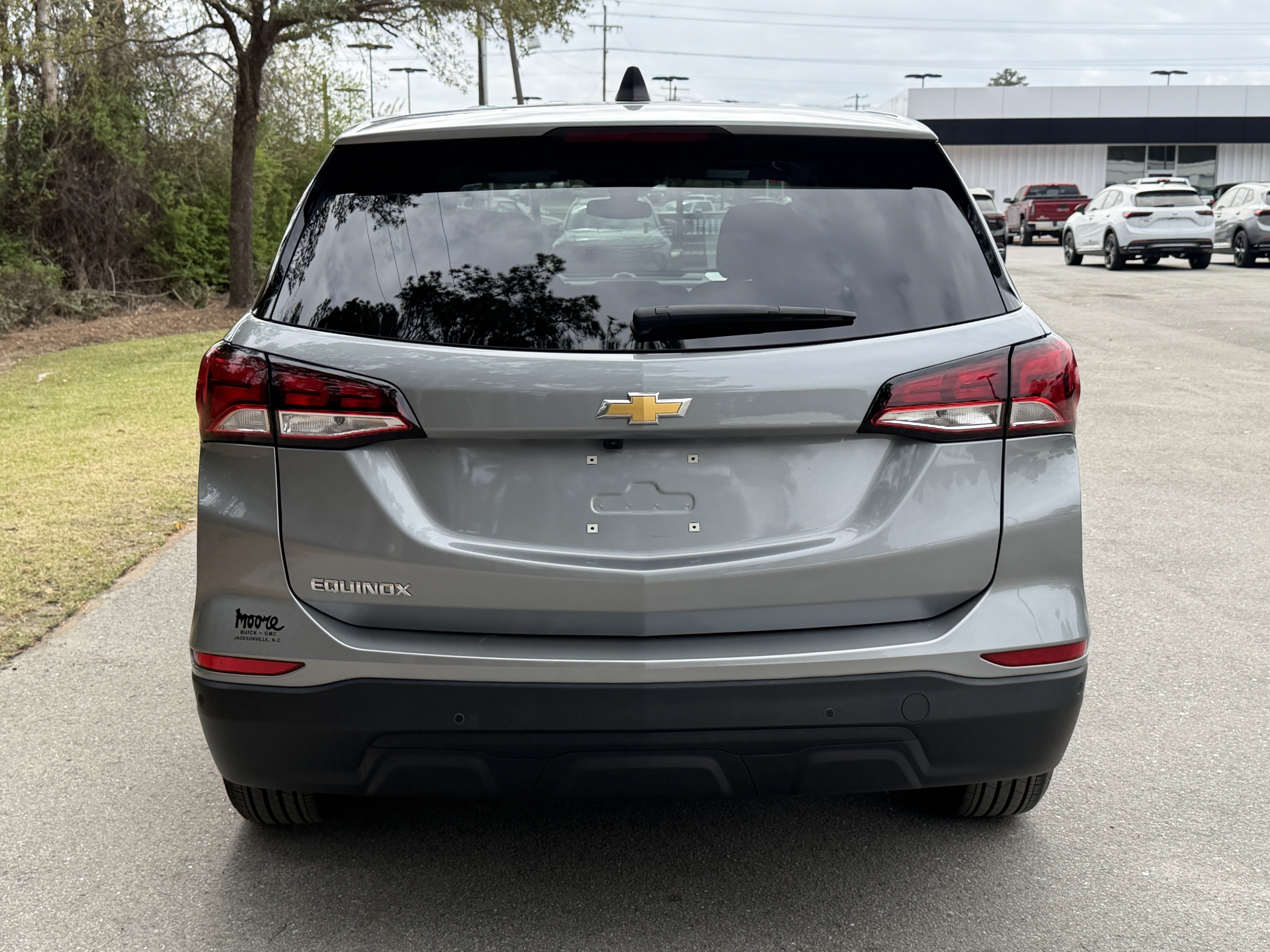 Used 2024 Chevrolet Equinox LS w/ LS Convenience Package FWD image 10