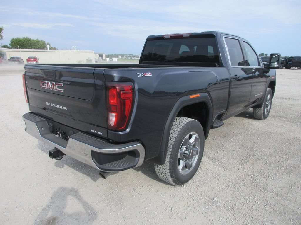 New 2026 GMC Sierra 2500 SLE w/ SLE Value Package; AWD/4WD image 5