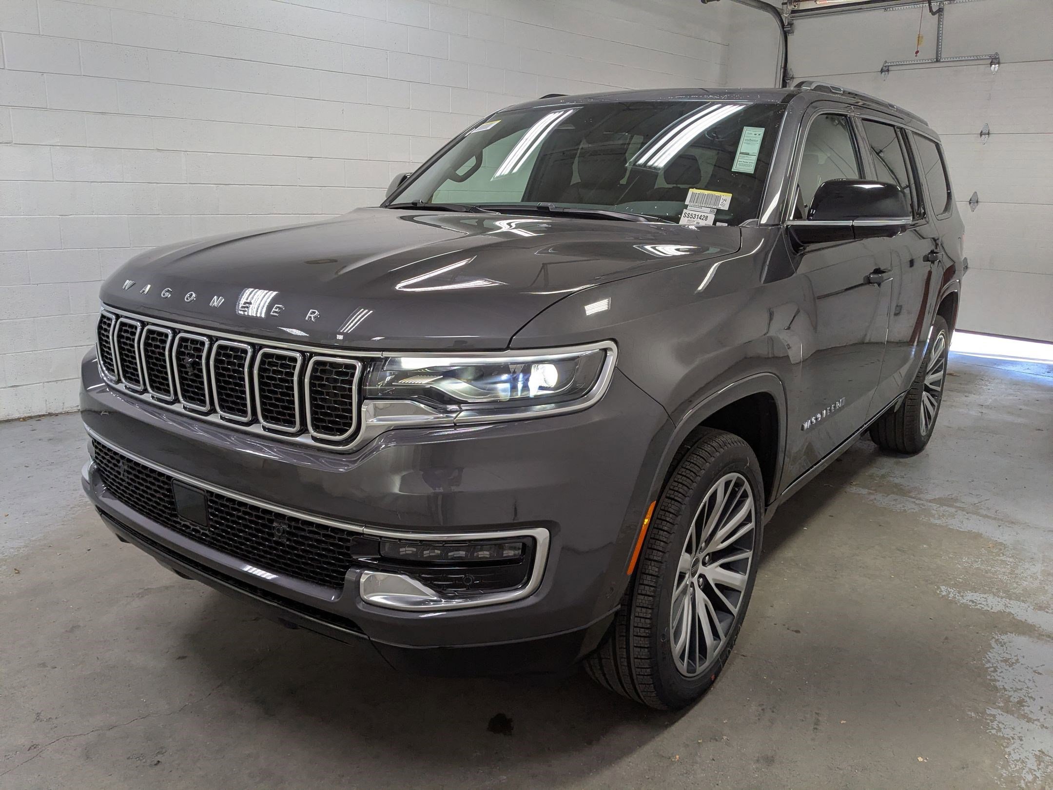 New 2025 Jeep Wagoneer Series II image 9