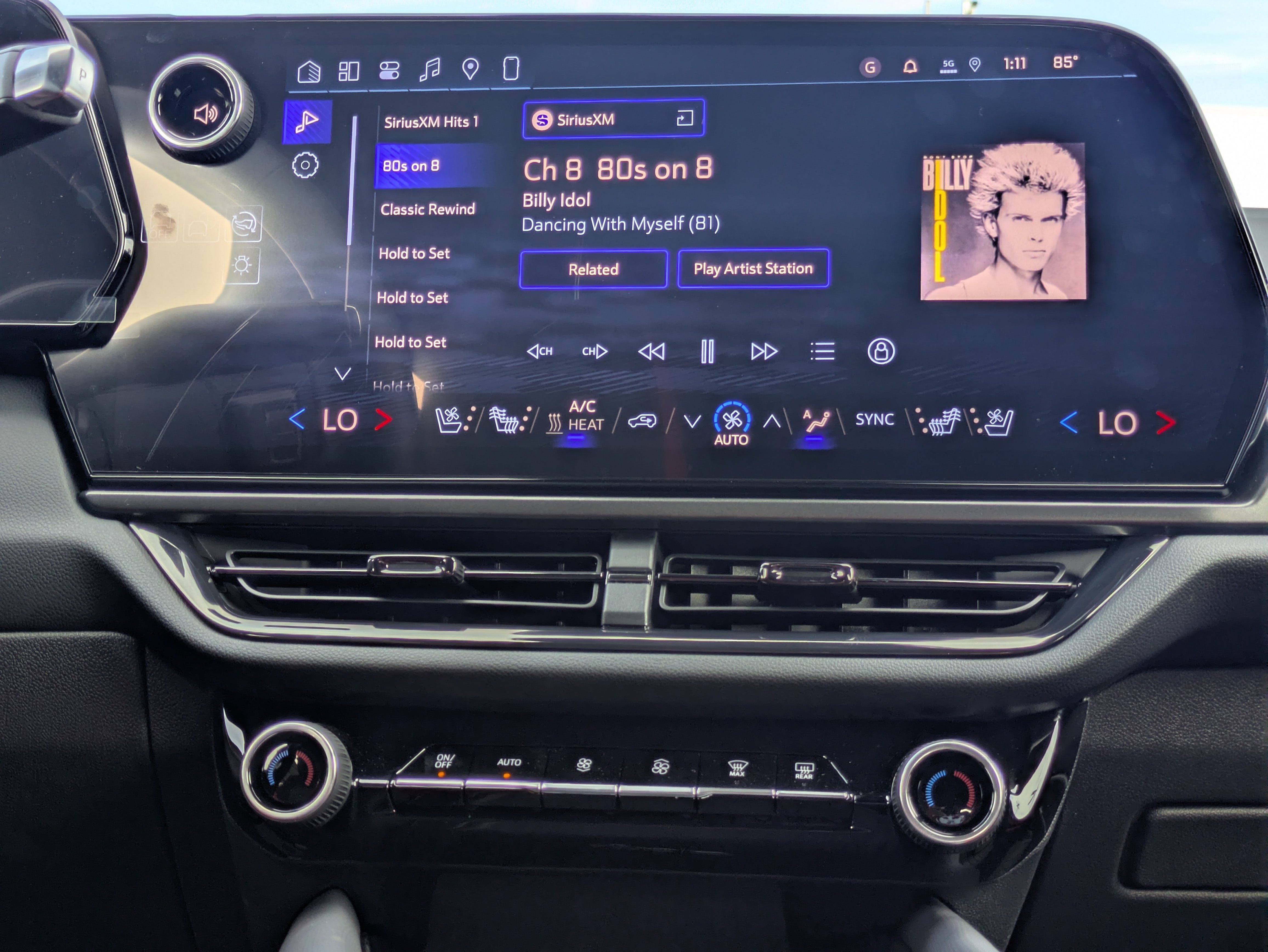 New 2026 Chevrolet Equinox EV RS image 5