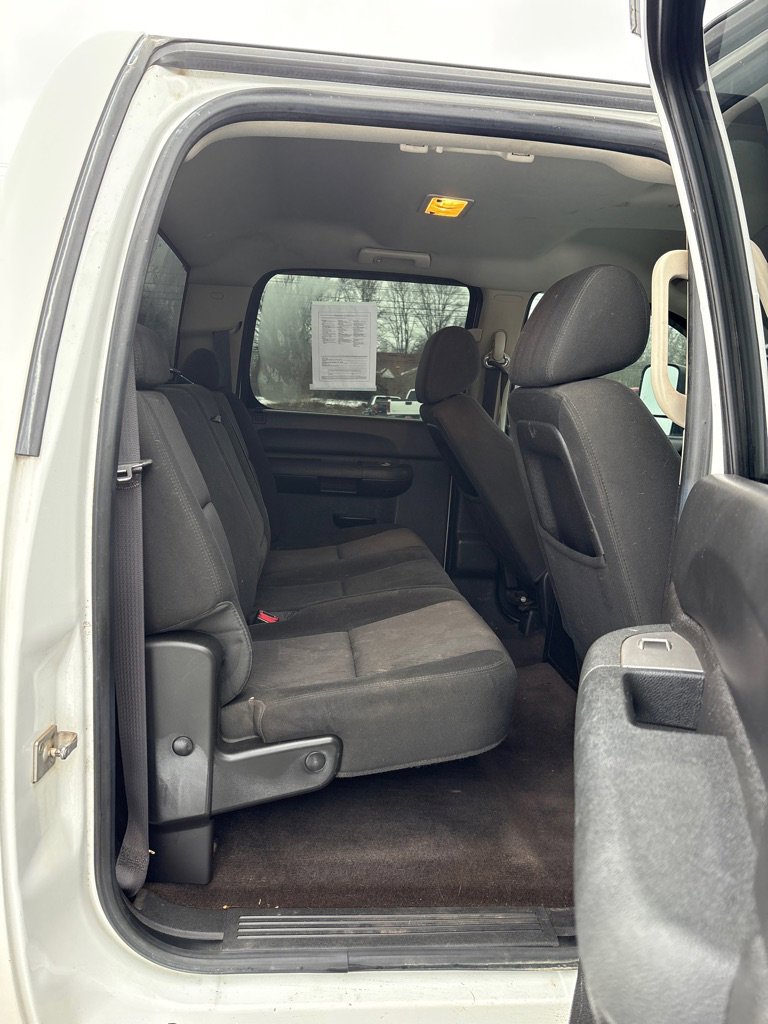 Used 2014 Chevrolet Silverado 2500 LT w/ Suspension Package, Off-Road image 12