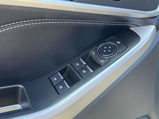 Used 2022 Ford Explorer XLT w/ Equipment Group 202A image 15