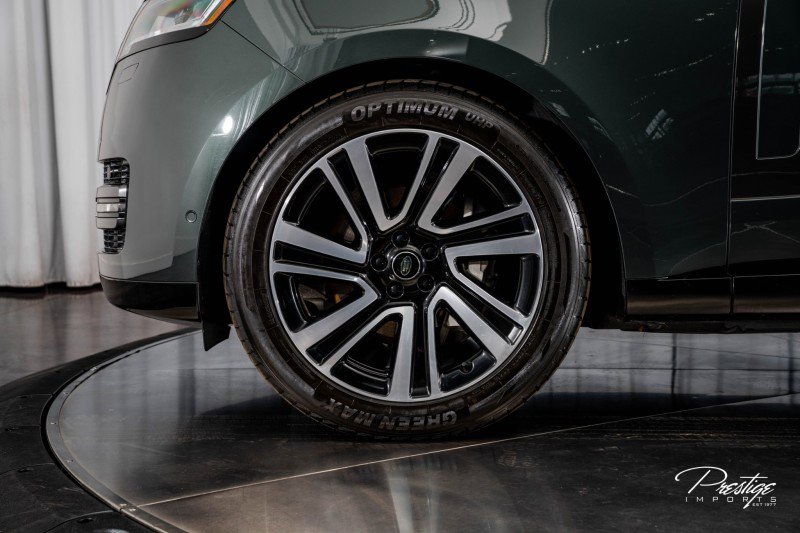 Used 2023 Land Rover Range Rover SE image 7