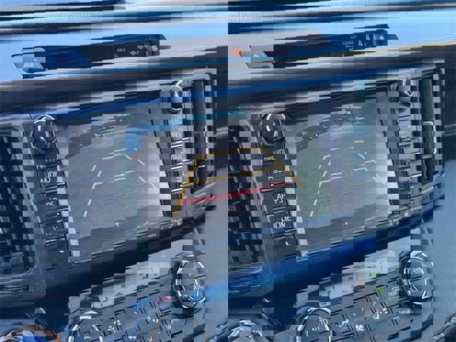 Used 2017 Toyota RAV4 Limited image 25