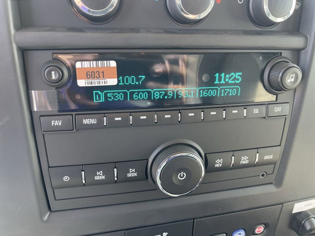 New 2025 Chevrolet Express 3500 w/ Power Convenience Package image 11