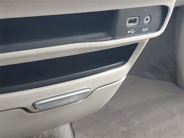 Used 2019 Chrysler Pacifica Touring-L w/ Advanced Safetytec Group image 31