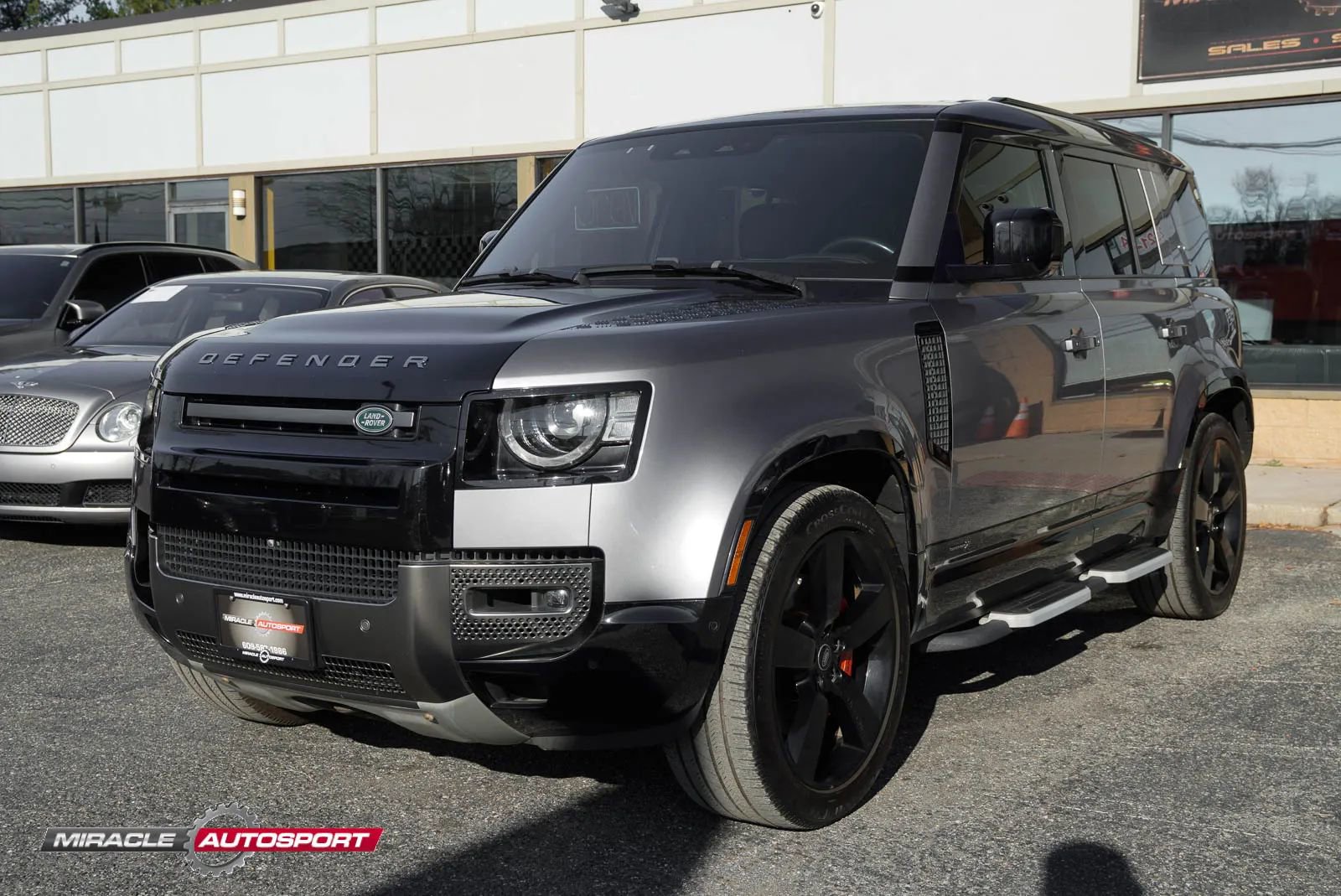 Used 2020 Land Rover Defender 110 X image 3