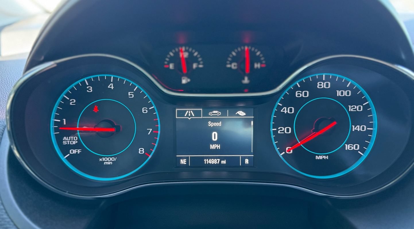 Used 2017 Chevrolet Cruze LS FWD image 19