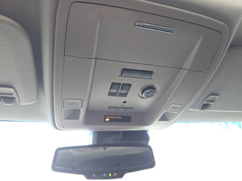 Used 2017 Chevrolet Suburban Premier image 25