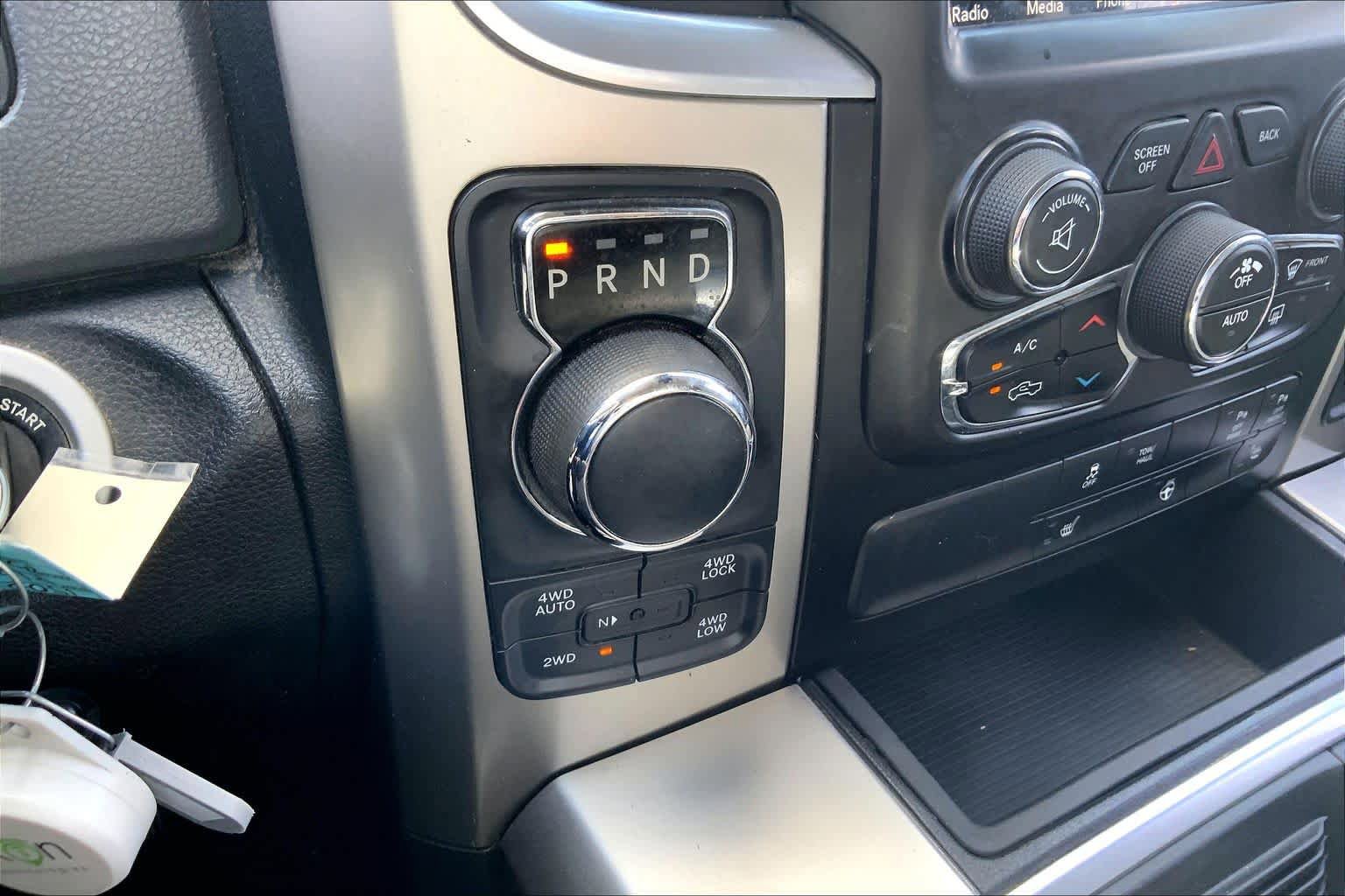 Used 2018 RAM 1500 Big Horn AWD/4WD image 35