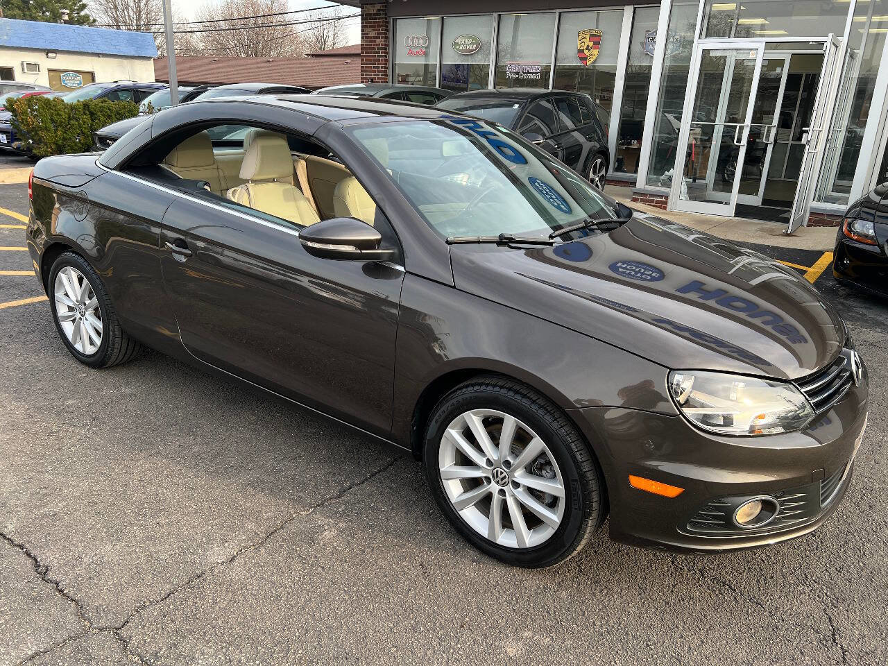 Used 2013 Volkswagen Eos Komfort image 4