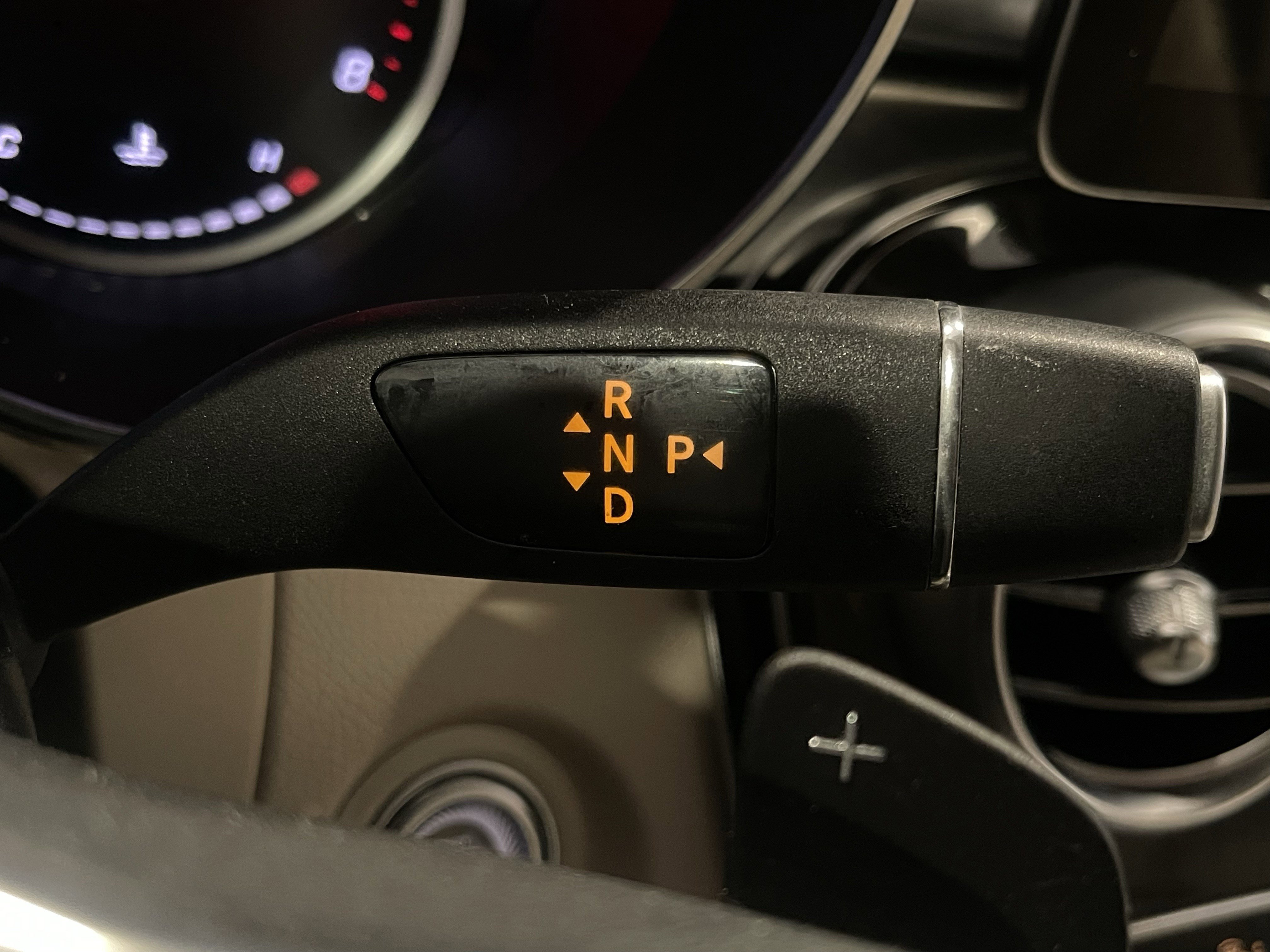 Used 2022 Mercedes-Benz GLC 300 4MATIC image 21