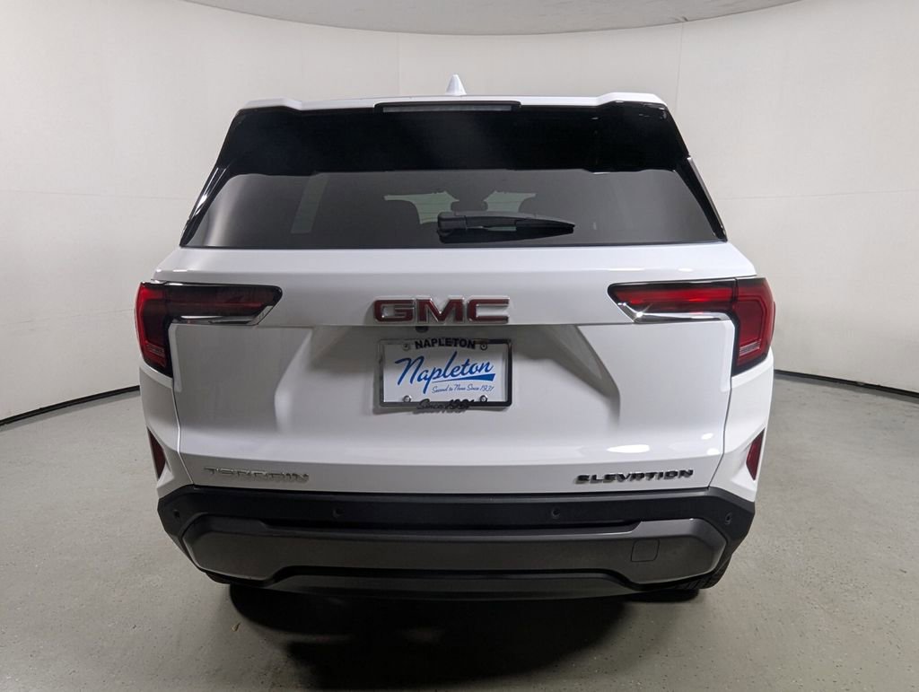 Used 2026 GMC Terrain Elevation image 7