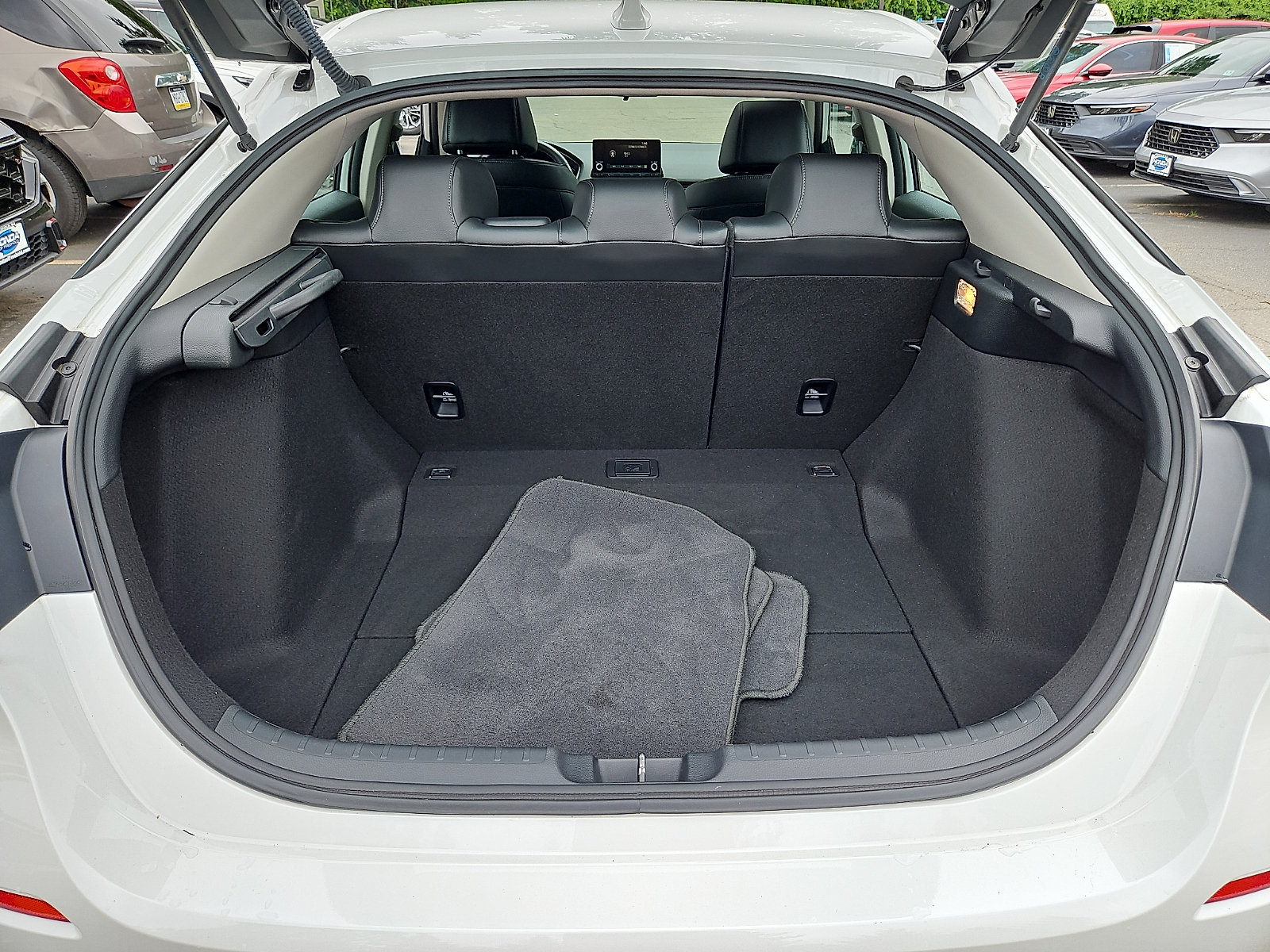 Used 2023 Honda Civic EX-L image 30