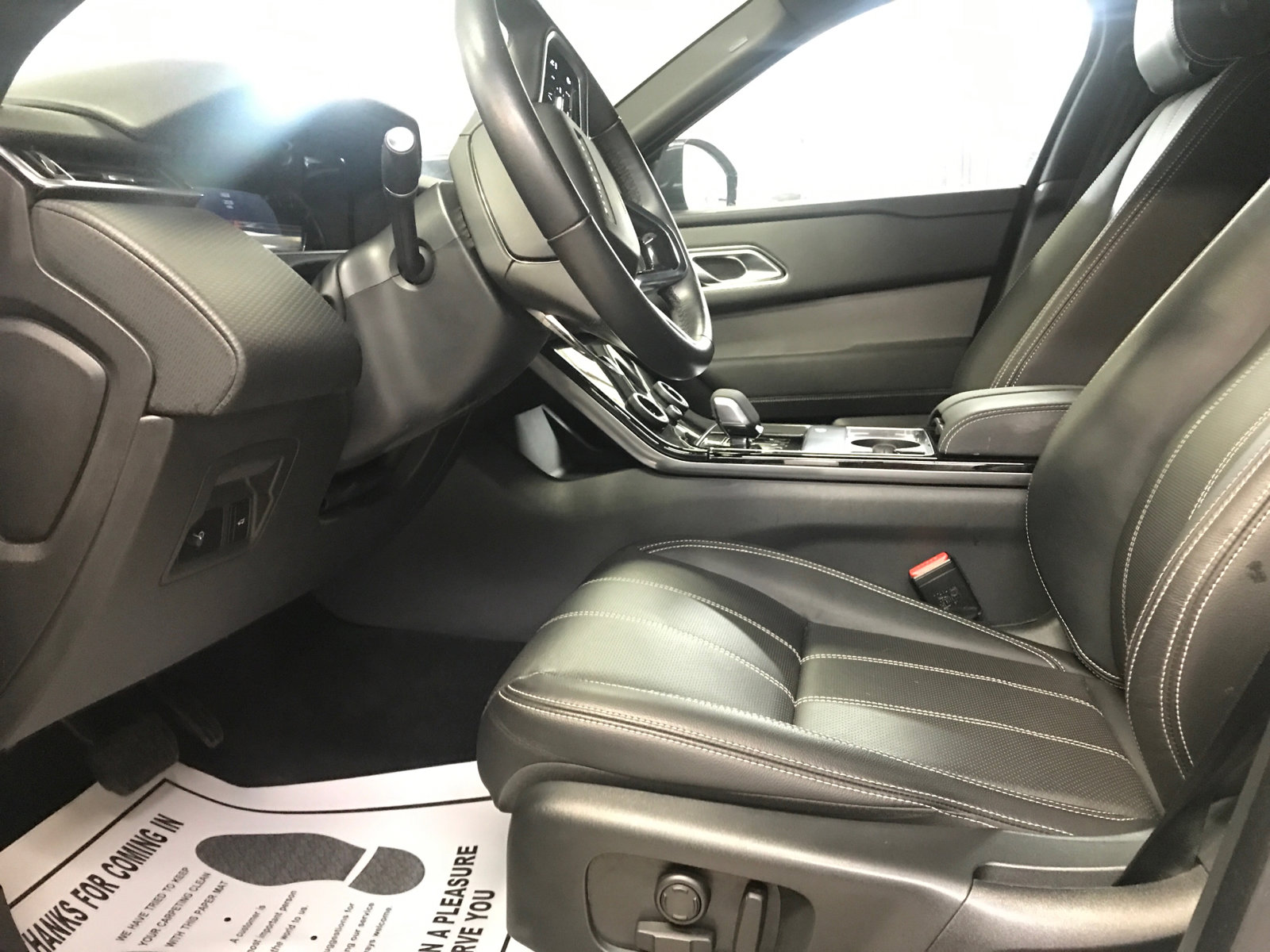 Used 2023 Land Rover Range Rover Velar S image 7