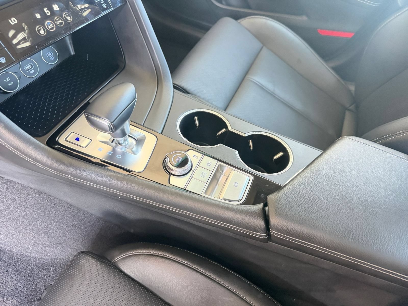 Used 2026 Genesis G70 2.5T RWD image 42