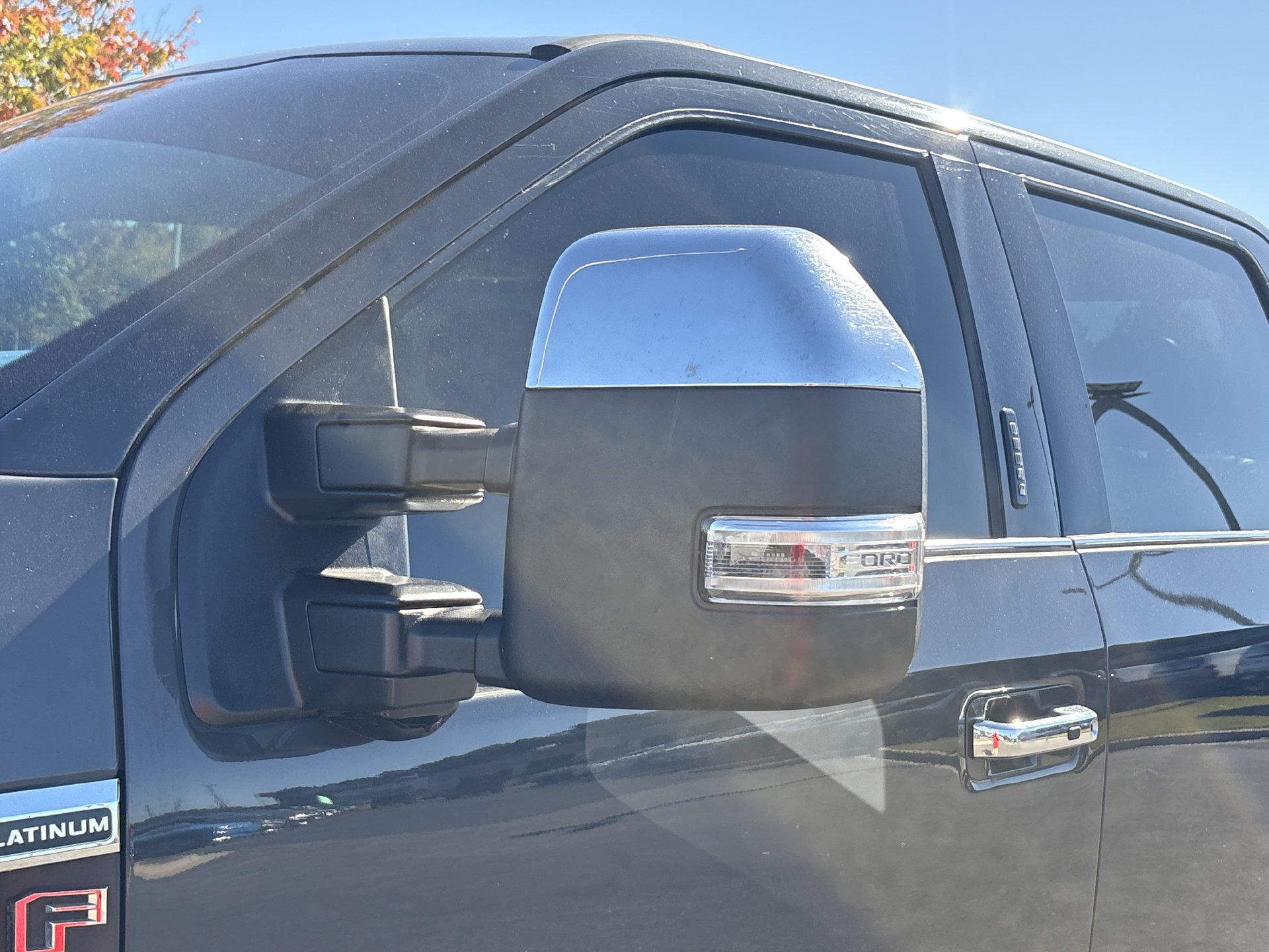 Used 2021 Ford F250 Platinum w/ FX4 Off-Road Package AWD/4WD image 28