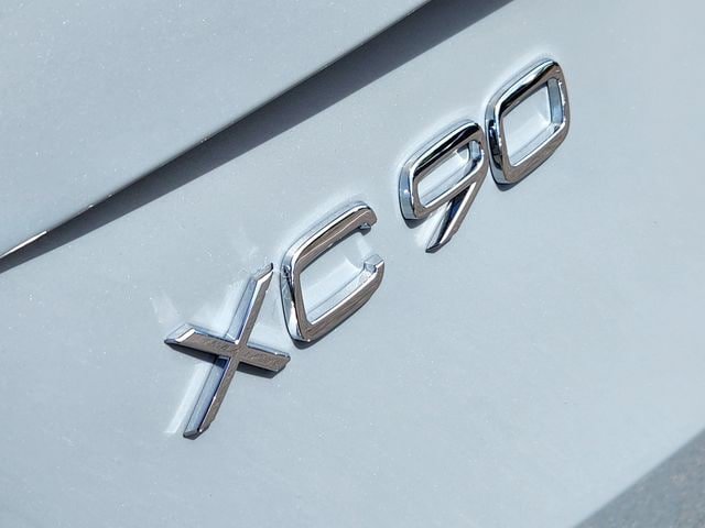 New 2026 Volvo XC90 T8 Plus w/ Protection Package AWD/4WD image 17