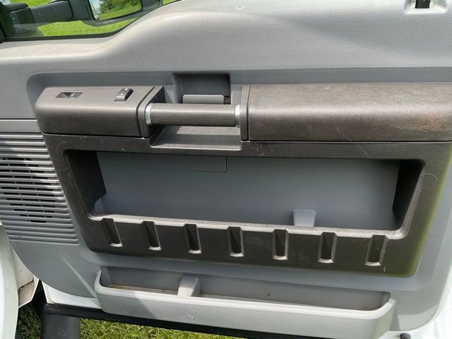 Used 2016 Ford F550 4x4 Regular Cab Super Duty image 20
