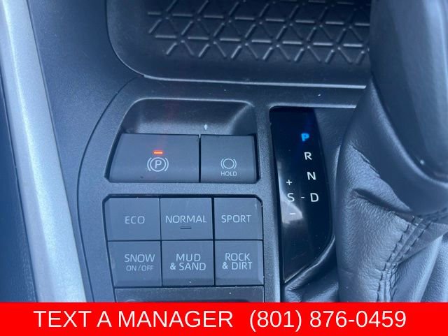 Used 2025 Toyota RAV4 XLE AWD/4WD image 21