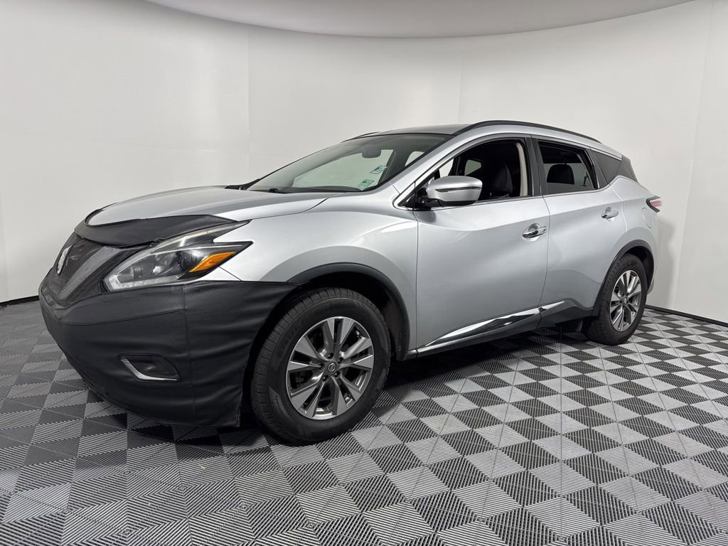 Used 2018 Nissan Murano SV image 2