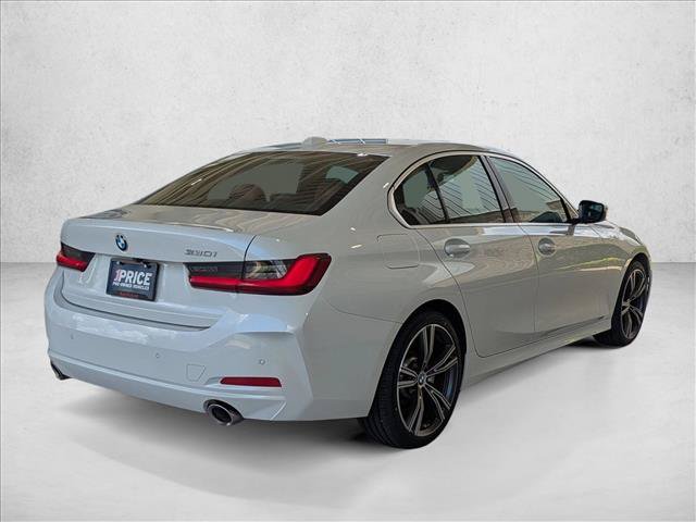 Used 2024 BMW 330i Sedan w/ Convenience Package RWD image 5